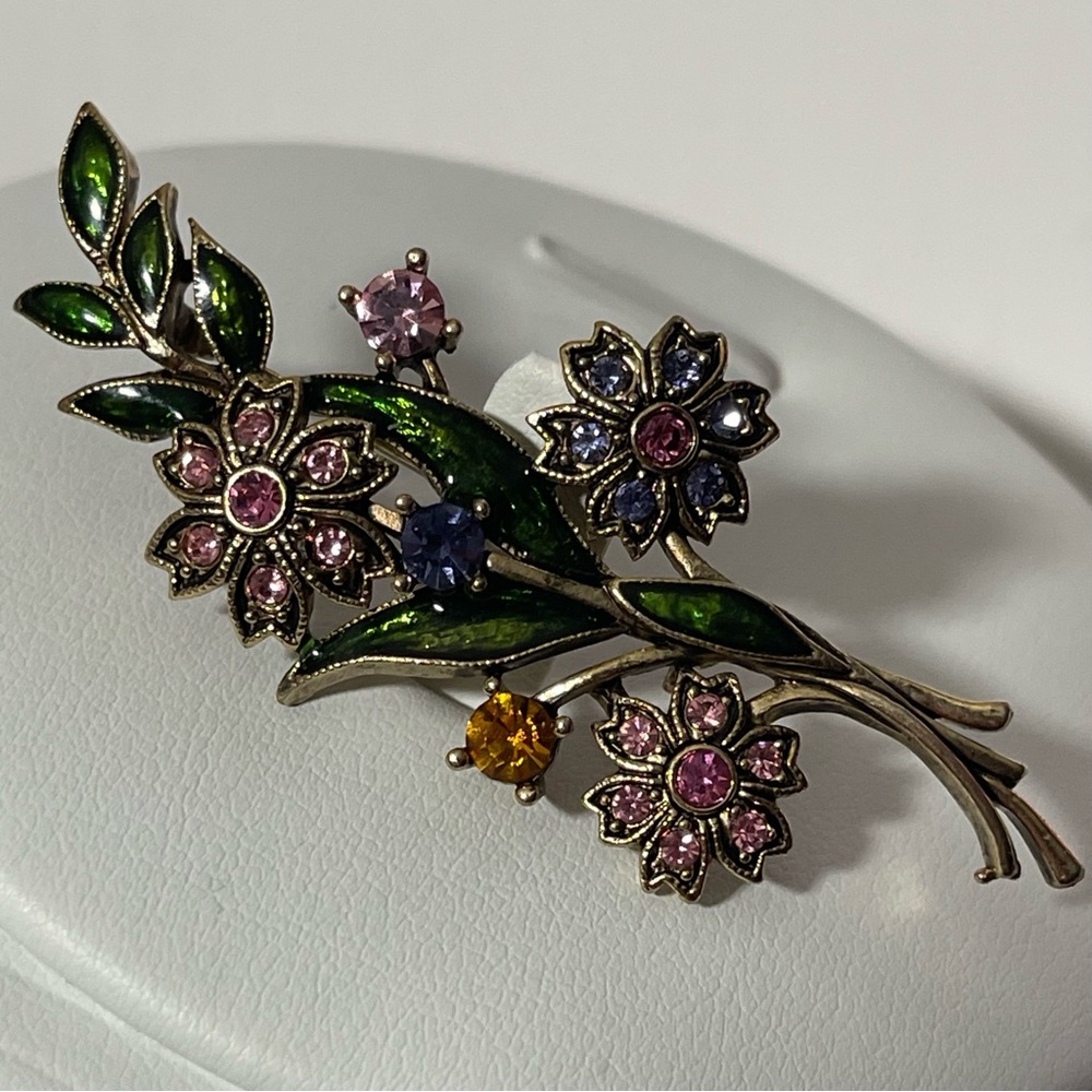 Trifari Floral Motif Brooch Colored Stones Circa 1950s Vintage Flower Bouquet - Picture 3 of 10